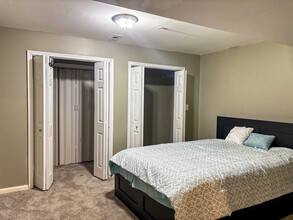 4302 Stablemere Ct, Unit Furnished Basement Apart. in Bowie, MD - Foto de edificio - Building Photo