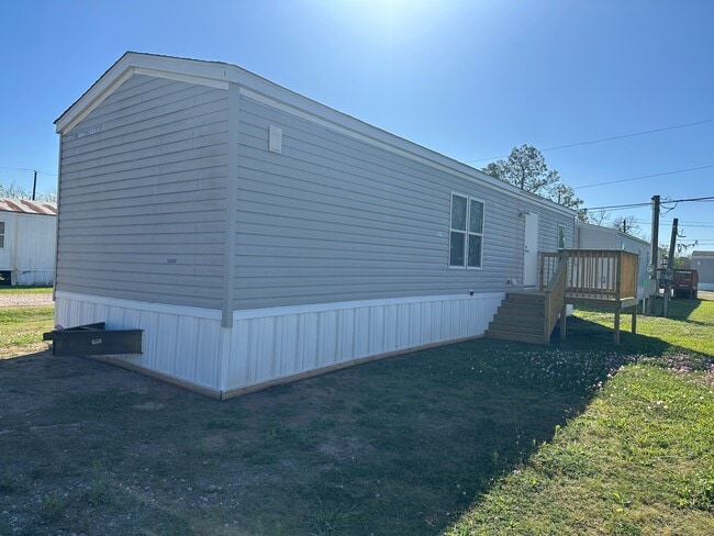 1301 Avenue A in Sweeny, TX - Building Photo - Building Photo