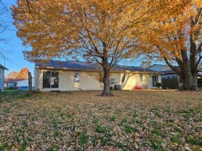 2117 Ivy Ct in Champaign, IL - Building Photo - Building Photo