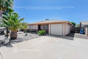 437 W 5th Ave in Apache Junction, AZ - Building Photo