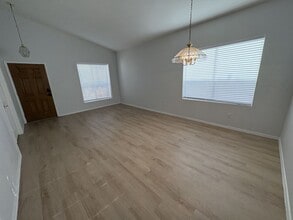 7766 E Castle Valley Way in Tucson, AZ - Building Photo - Building Photo