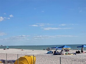 14225 Palm St in Madeira Beach, FL - Building Photo - Building Photo