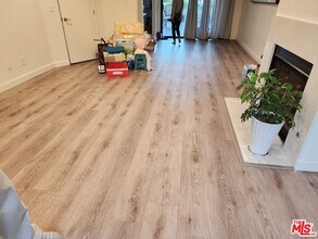 601 S Van Ness Ave in Los Angeles, CA - Building Photo - Building Photo