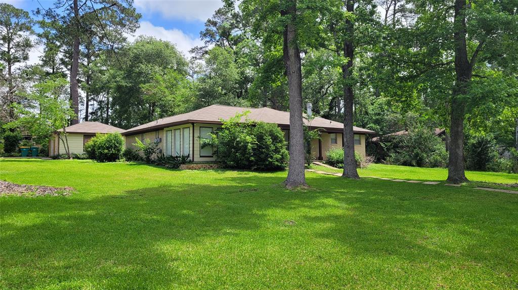 110 Sunset Blvd in Conroe, TX - Building Photo
