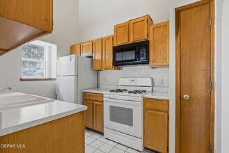 8541 Euphrates Dr in El Paso, TX - Building Photo - Building Photo