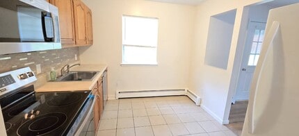 1335 Union Ave in Newburgh, NY - Building Photo - Building Photo