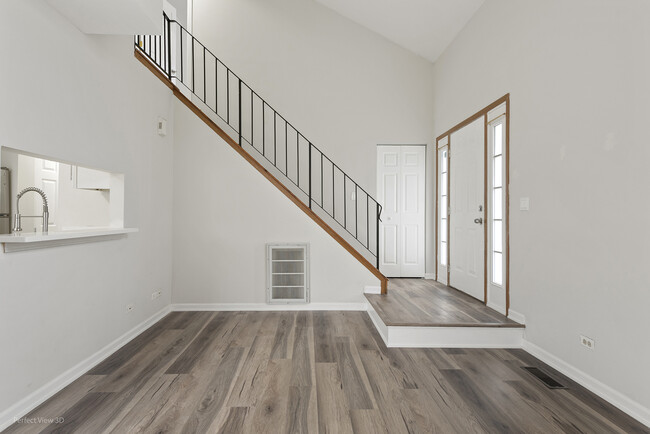 231 Ivy Ct in Streamwood, IL - Building Photo - Building Photo