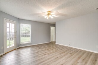 7502 Kings Tr in Fort Worth, TX - Building Photo - Building Photo
