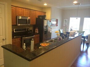 5218 Hampton Beach Pl in Tampa, FL - Building Photo - Building Photo