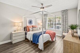 Coastline Apartments in Fort Walton Beach, FL - Building Photo - Interior Photo