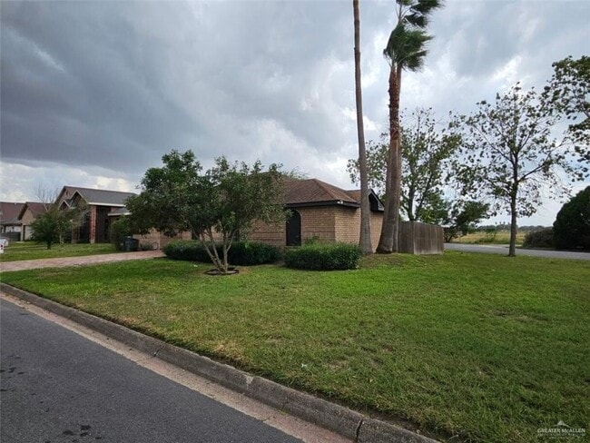 1415 W Sevilla St in Pharr, TX - Building Photo - Building Photo