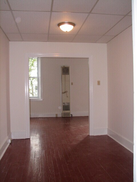 9 S Earl St in Shippensburg, PA - Building Photo - Building Photo