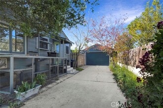 171 Costa Mesa St in Costa Mesa, CA - Building Photo - Building Photo