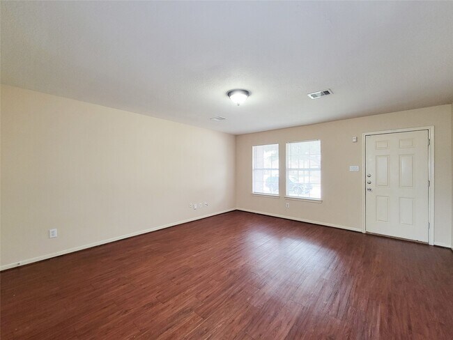 19718 Byron Meadows Dr