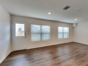 24102 Mustang Run Dr in Hockley, TX - Building Photo - Building Photo