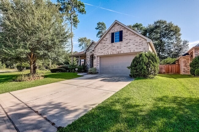 property at 18318 Hampton Hills Dr