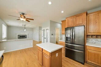 17071 Knollside Ave in Parker, CO - Building Photo - Building Photo