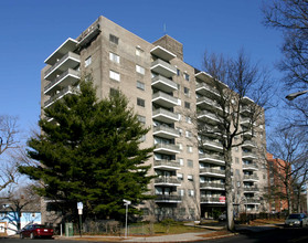 Highview House in East Orange, NJ - Building Photo - Building Photo