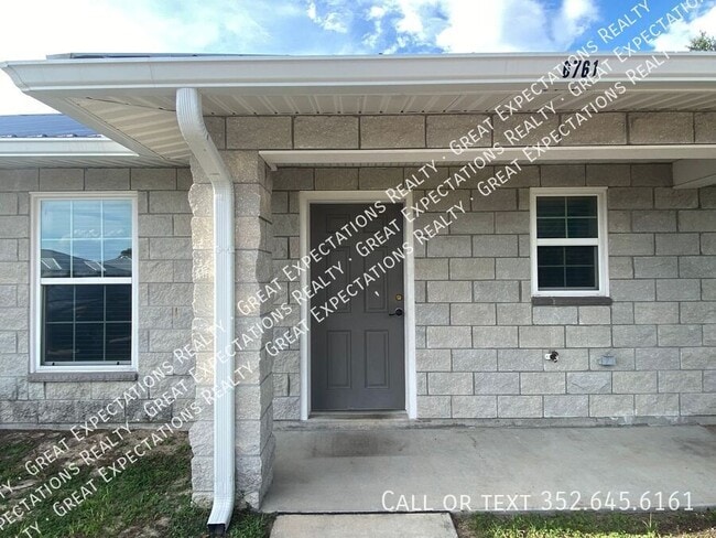 property at 6761 SE 105th Pl