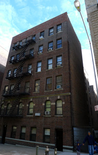 831 W 176th St in New York, NY - Building Photo - Building Photo