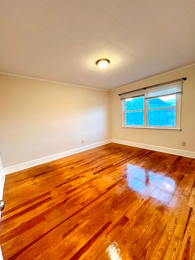 45 Slater St, Unit 1 in Fall River, MA - Building Photo - Building Photo