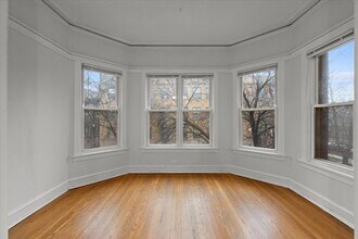 1439 W North Shore Ave, Unit 2 in Chicago, IL - Building Photo - Building Photo
