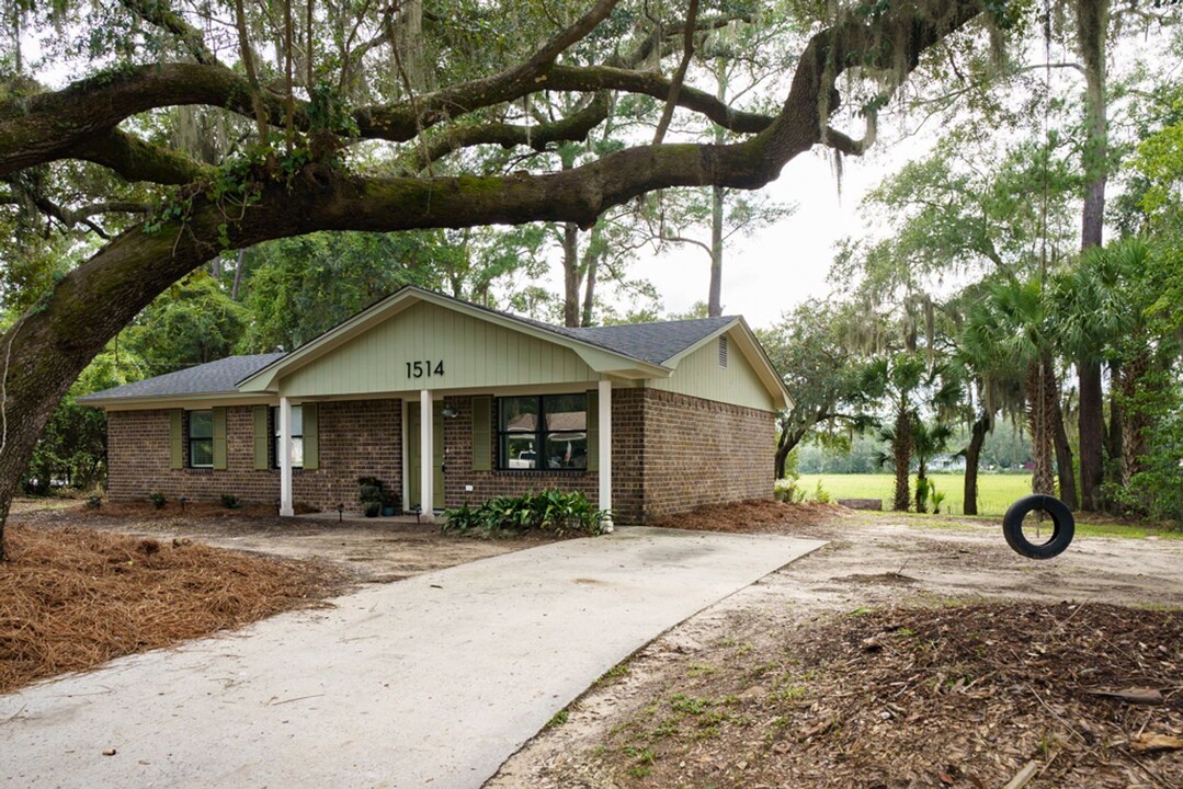 1514 Sycamore St in Beaufort, SC - Building Photo