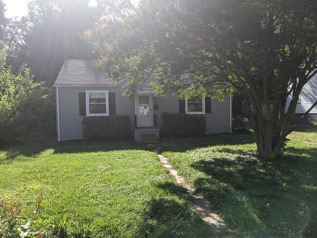 1807 Westhill Rd in Richmond, VA - Building Photo - Building Photo