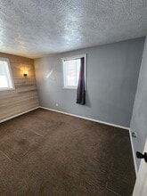 609 N Prairie Ave, Unit 3 in Sioux Falls, SD - Building Photo - Building Photo