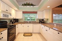 322 Melrose Pl in Naples, FL - Building Photo - Building Photo