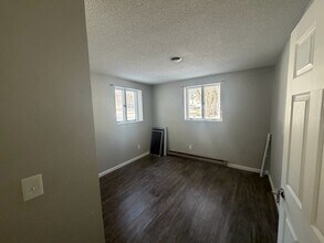 1407 Bridge Ave in Davenport, IA - Building Photo - Building Photo