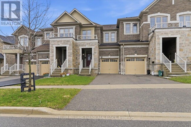 18 Rimrock Cres in Whitby, ON - Building Photo - Building Photo