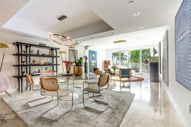 property at 2627 S Bayshore Dr