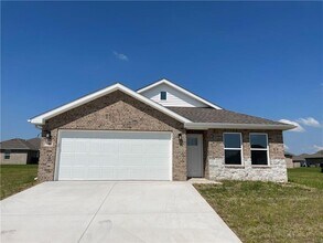 900 S Green Heron Ln in Siloam Springs, AR - Building Photo - Building Photo