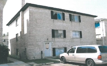 10392 Michael Todd Ter in Glenview, IL - Building Photo