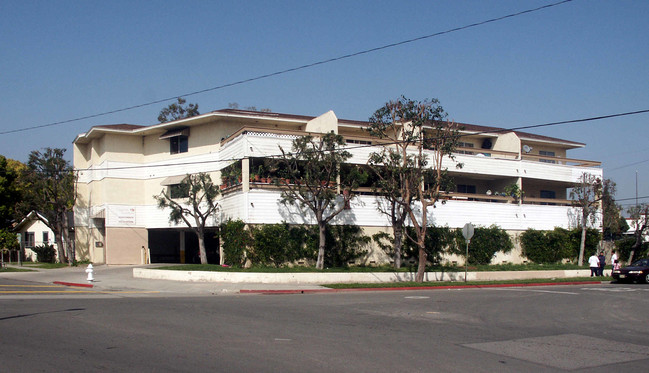 Sixth Street Apartments in Santa Ana, CA - Foto de edificio - Building Photo