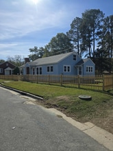 307 Graves St in Selma, NC - Building Photo - Building Photo
