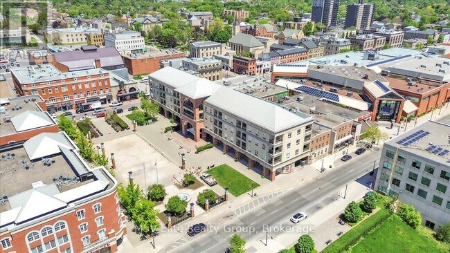 150 Colborne St W in Brantford, ON - Building Photo - Building Photo