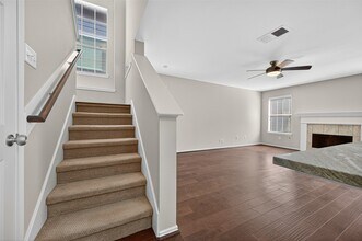 54 Marble Rock Pl in Spring, TX - Foto de edificio - Building Photo