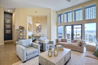 1043 Freedom Ct in Del Mar, CA - Building Photo - Building Photo
