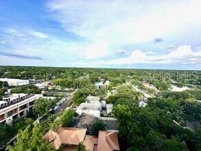 101 S Eola Dr in Orlando, FL - Foto de edificio - Building Photo