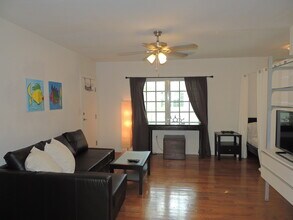 1215 Meridian Ave, Unit #8 in Miami Beach, FL - Building Photo - Building Photo