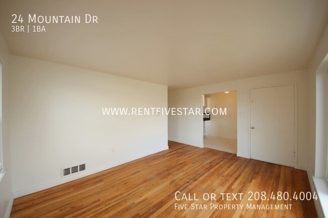 24 Mountain Dr in Pocatello, ID - Building Photo - Building Photo