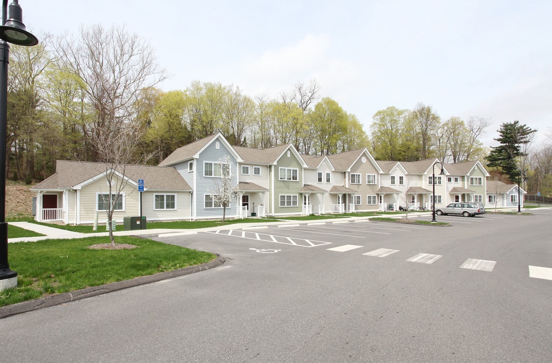 Indian Field Apartments in New Milford, CT - Building Photo