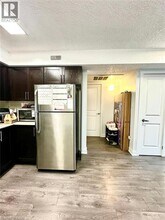 185 Windale Crescent in Kitchener, ON - Building Photo - Building Photo