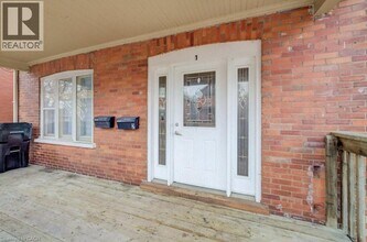 445 Vine St in Cambridge, ON - Building Photo - Building Photo