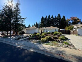 2515 Sullivan Dr in Auburn, CA - Building Photo
