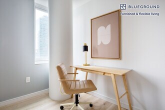 70 W 45th St in New York, NY - Building Photo - Building Photo