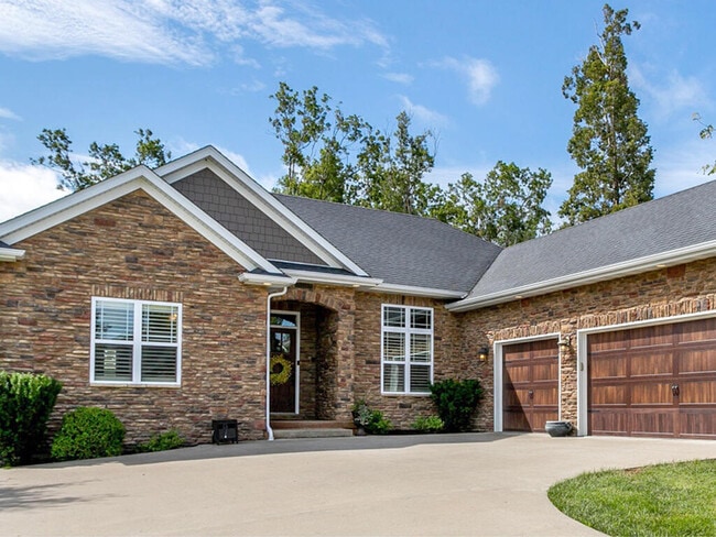 property at 4106 Huron Ct