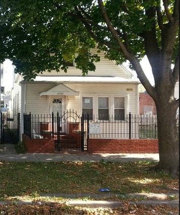 property at 2507 N LOTUS Ave